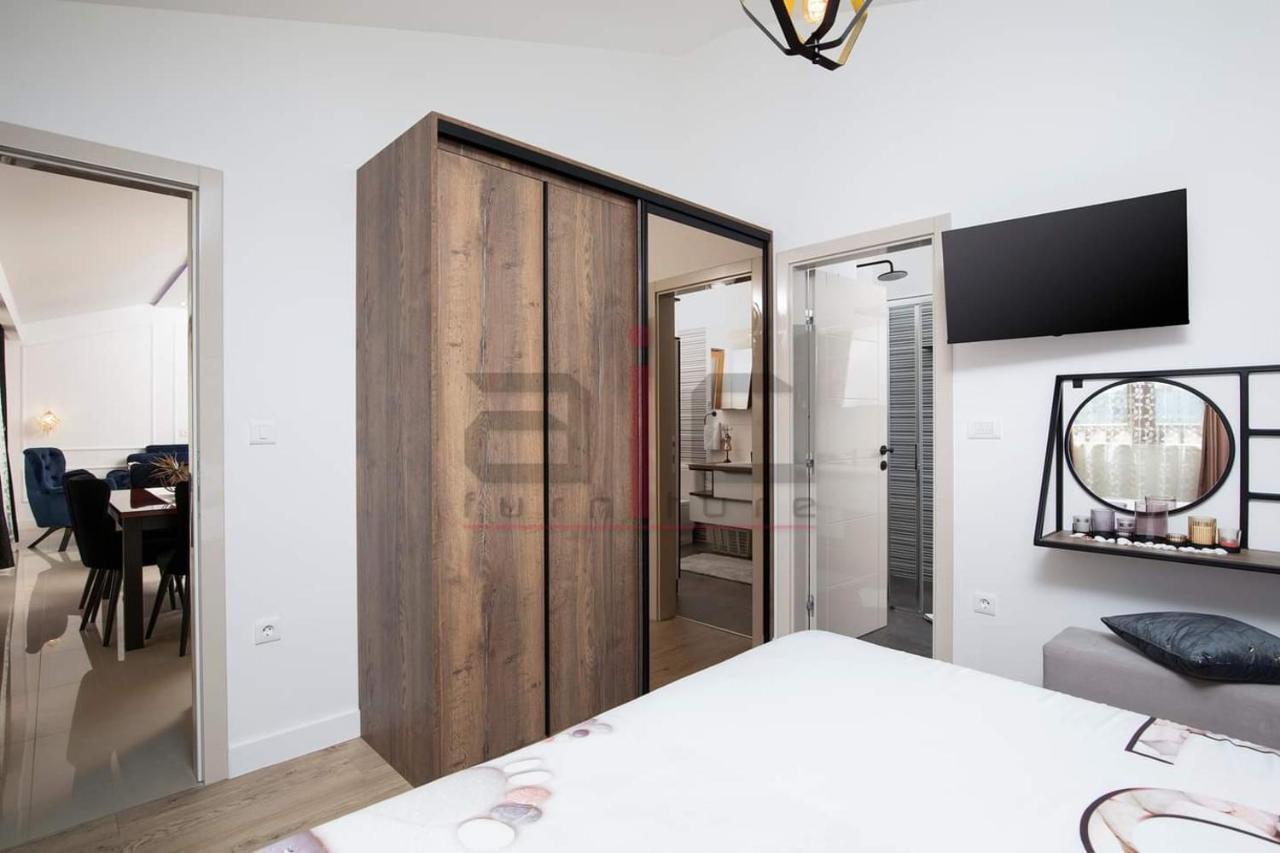 דירות Pula Porta Aurea & Wellness Oasis מראה חיצוני תמונה