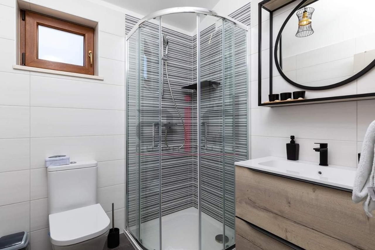 דירות Pula Porta Aurea & Wellness Oasis מראה חיצוני תמונה